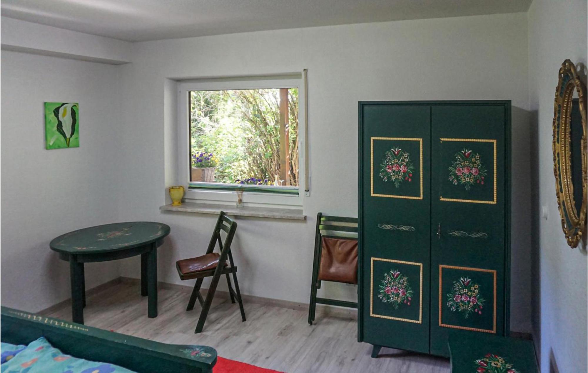 Amazing Apartment In Hinterweidenthal With Wifi Exterior photo